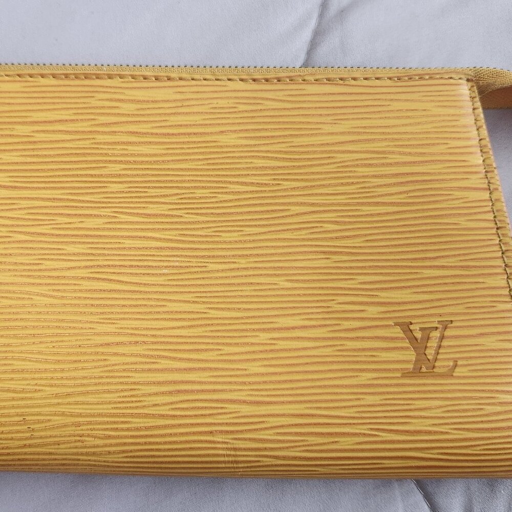 Louis Vuitton Epi